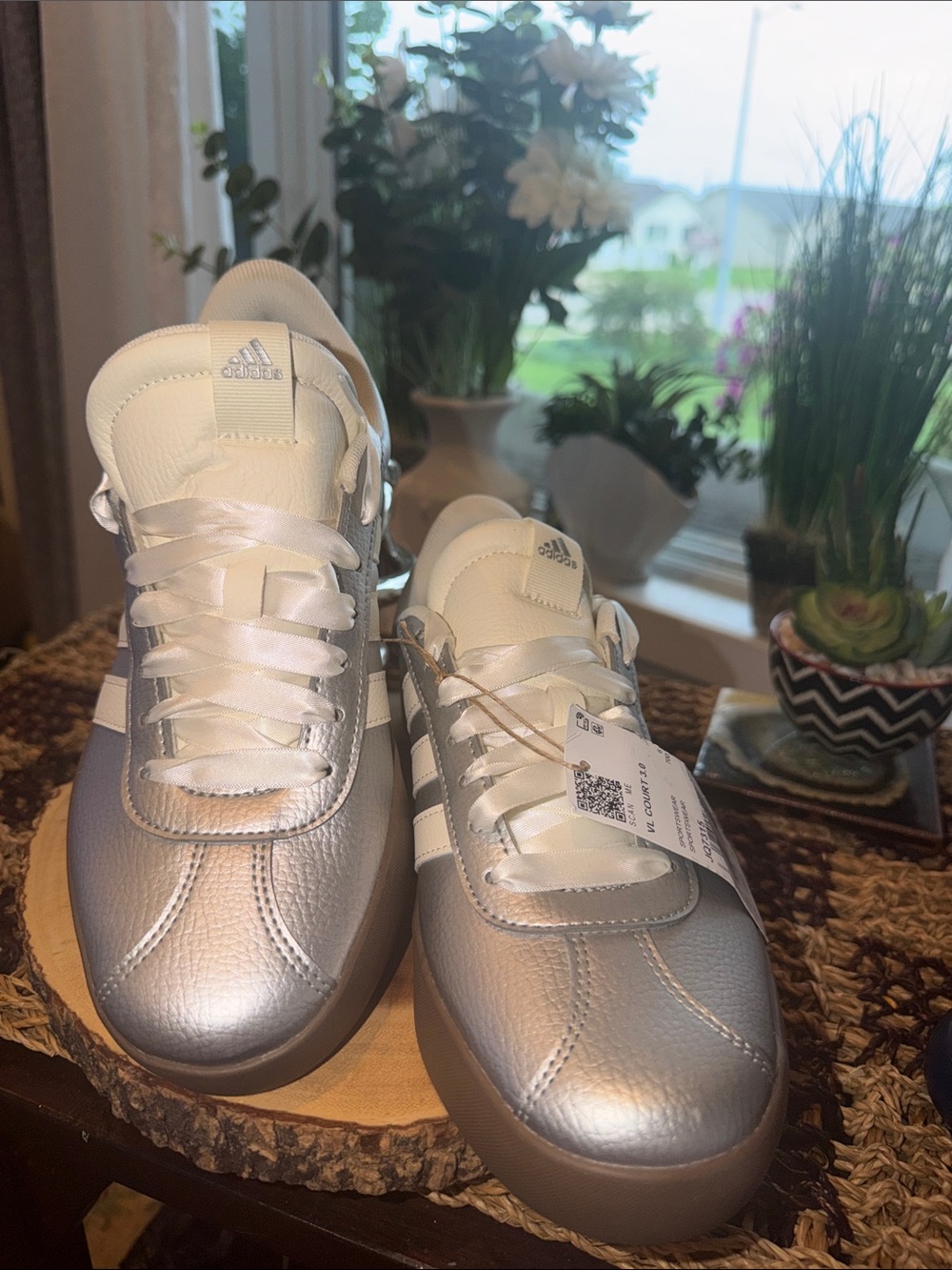 Adidas VL Court 3.0 Silver Metallic Sneakers Women’s Size 7.5 JQ7315
